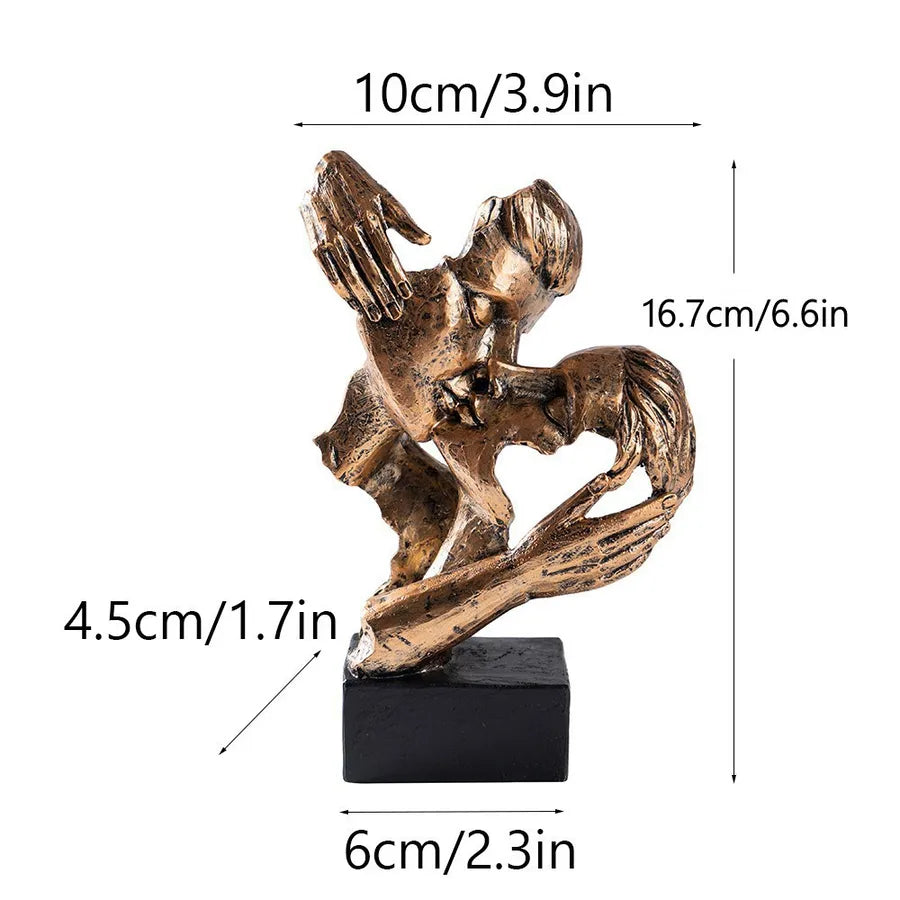 Nordic Creative Resin Couple Figurines Artistic Home Decorations Living Room Dining Table Small Accessories Simple Style