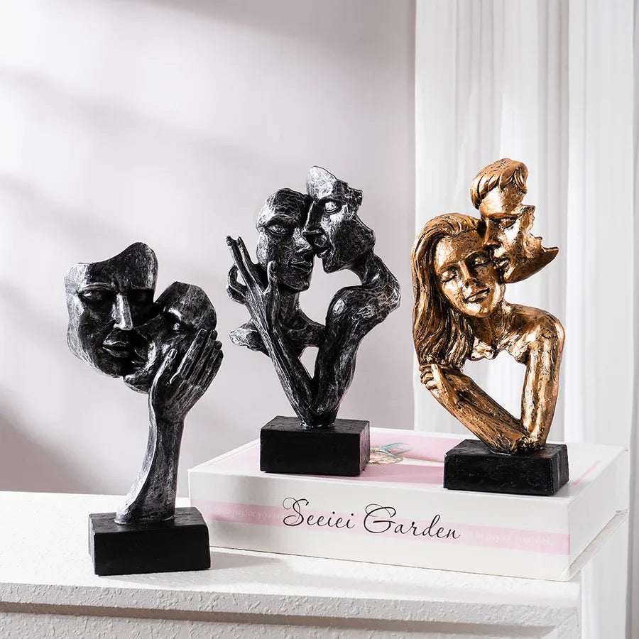 Nordic Creative Resin Couple Figurines Artistic Home Decorations Living Room Dining Table Small Accessories Simple Style